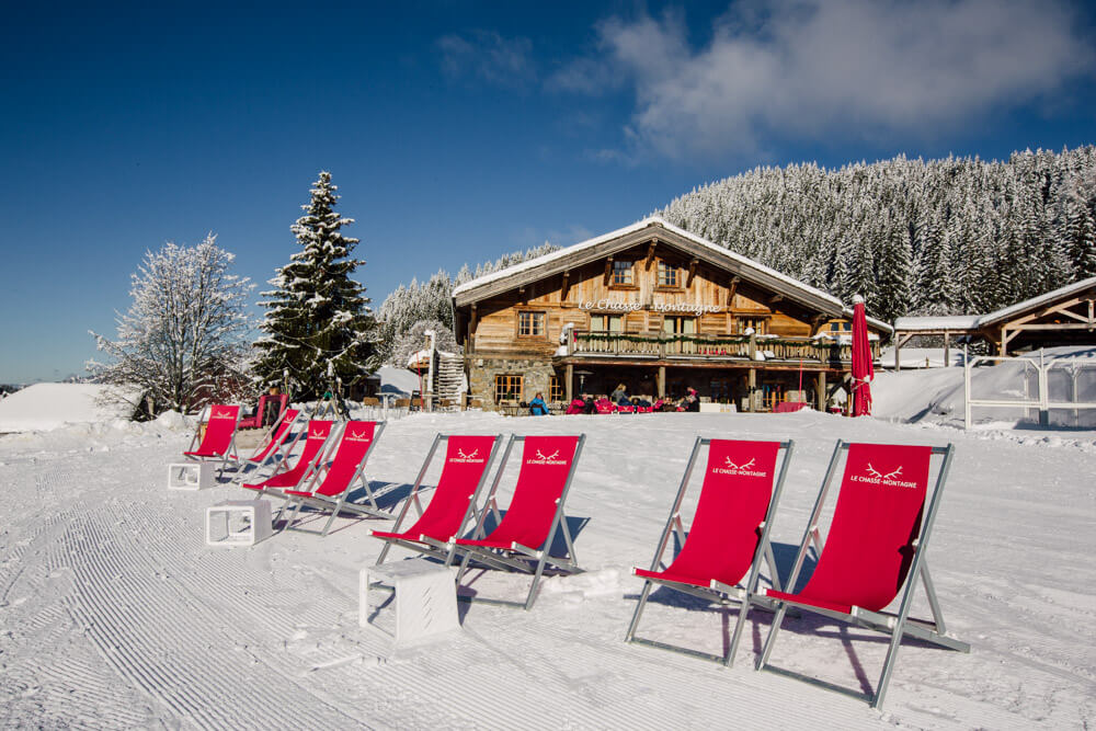 chasse montagne - restaurant in les gets ski resort