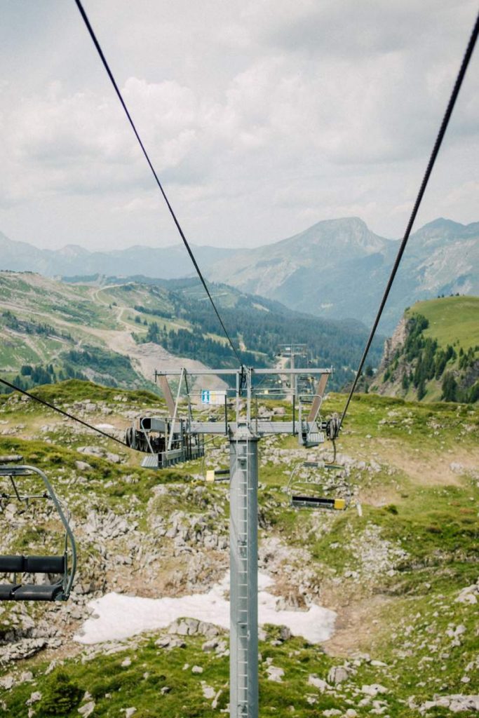 chairlift that takes people up to one of the best views in the Alps at pointe des mossettes